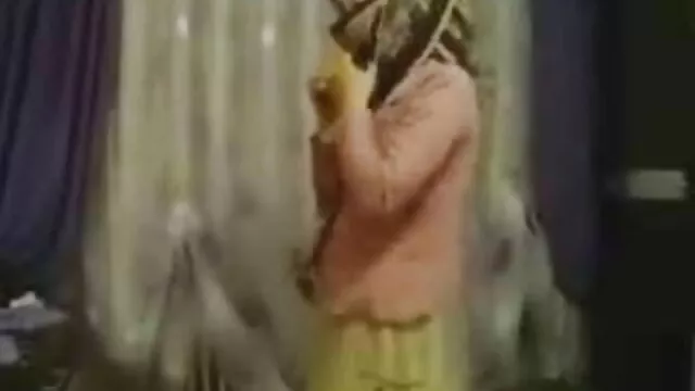 かわいい女の子が走っている 沢井 亮 エッチ