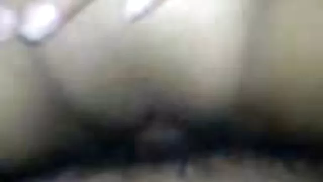 お母さんは台所で暖まり、この人はディックを望んでいます。 女性 の 無料 エッチ 動画