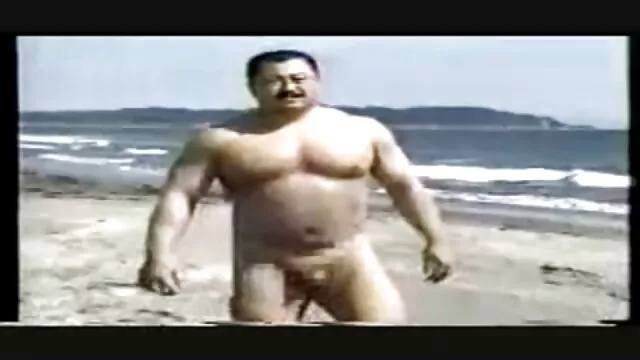 非常に熱い兄弟とともにハードベルト えろ アニメ 女性