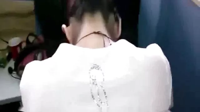 素敵なマッサージは壮大な性交で終わります 無料 エッチ 動画 女性