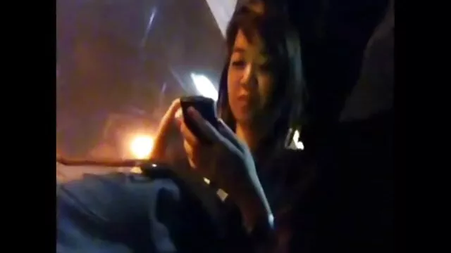 私は私の夫の写真を送信することを二つ持っています 友人 h 動画