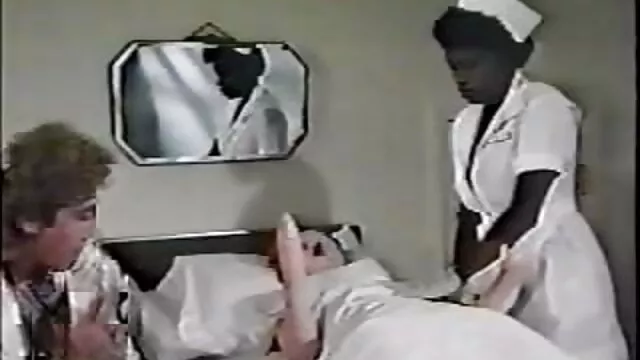 ママ中毒に精液オン顔 女の子 専用 エッチ 動画