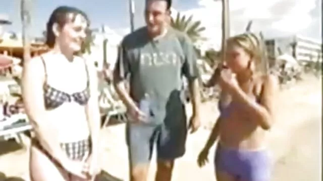 このアラブの女性は彼女の猫xxxに触れていっぱいです 女性 の 為 の エロ 動画 無料